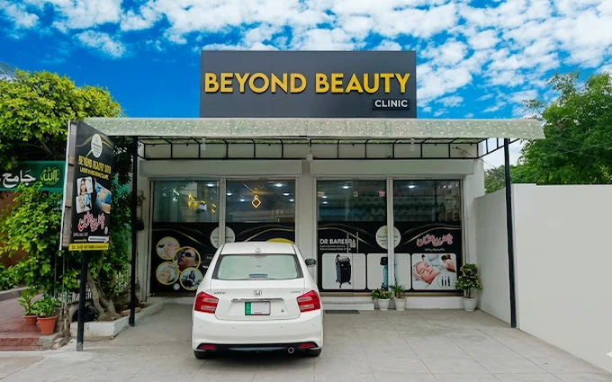 Beyond Beauty Clinic building and signboard, near Gymkhana, Vehari