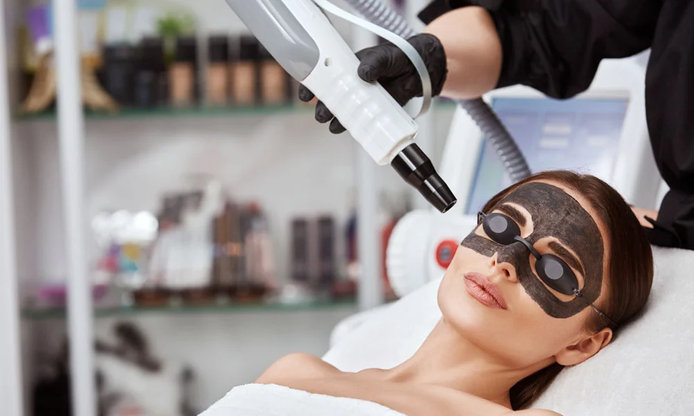 Carbon laser facial treatment in progress &mdash; Beyond Beauty Clinic, Vehari